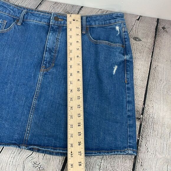 Old Navy Blue Mini Casual Denim Jean distressed skirt size 16 - Picture 13 of 13
